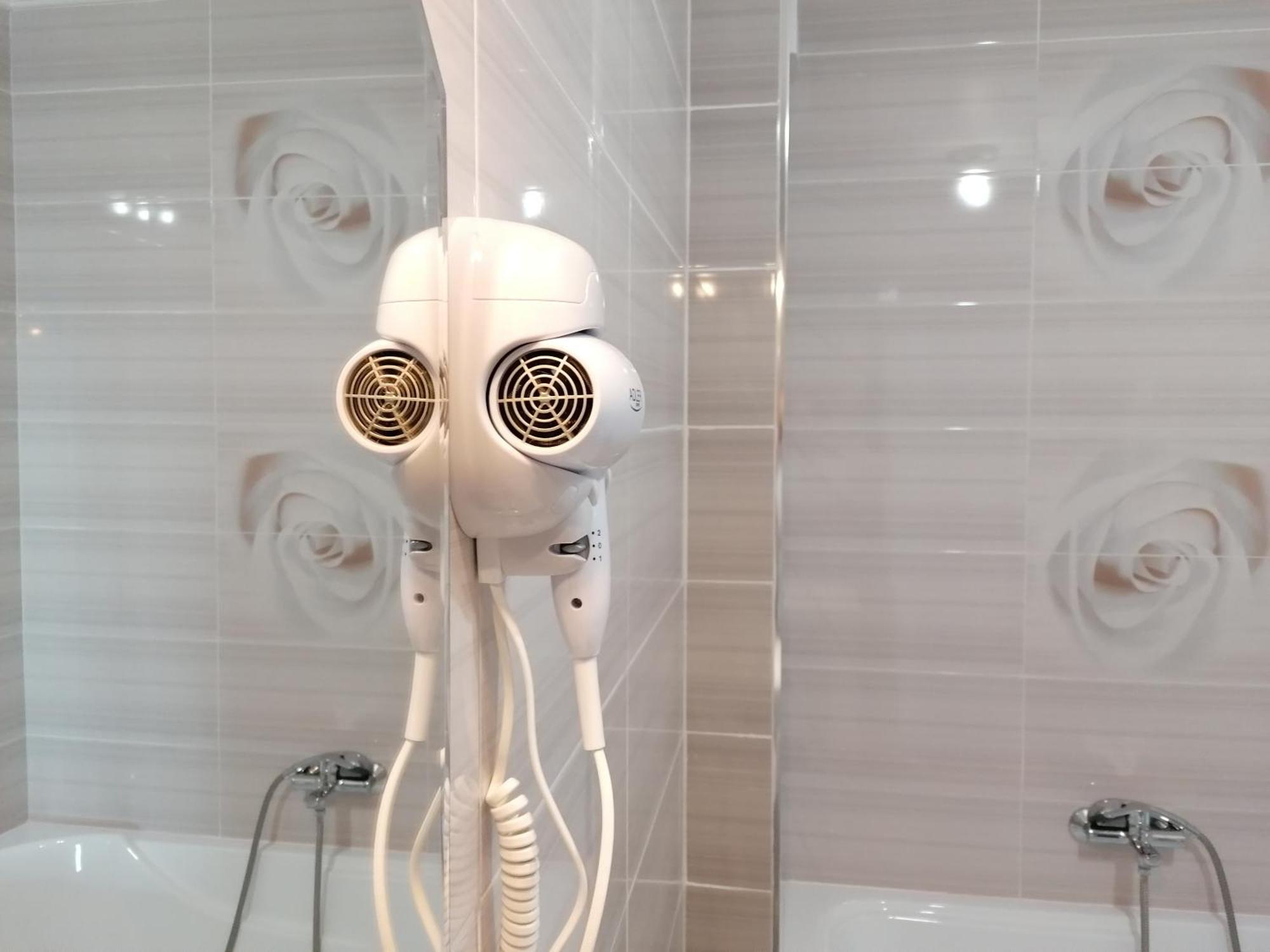 Ama Apartament Cu Terasa 50 Mp & Parcare Brasov Ruang foto